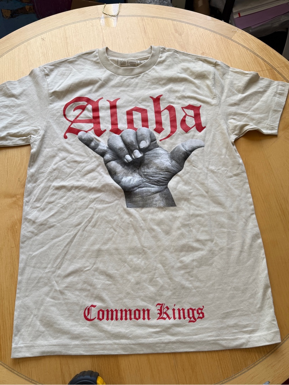 Common Kings Aloha Graphic Tee Men’s Medium Cream